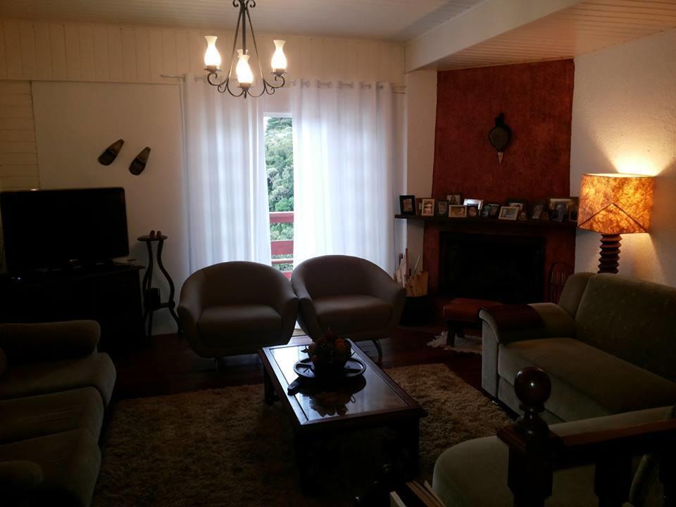 Casa Ex Villa Campos do Jordão Екстериор снимка