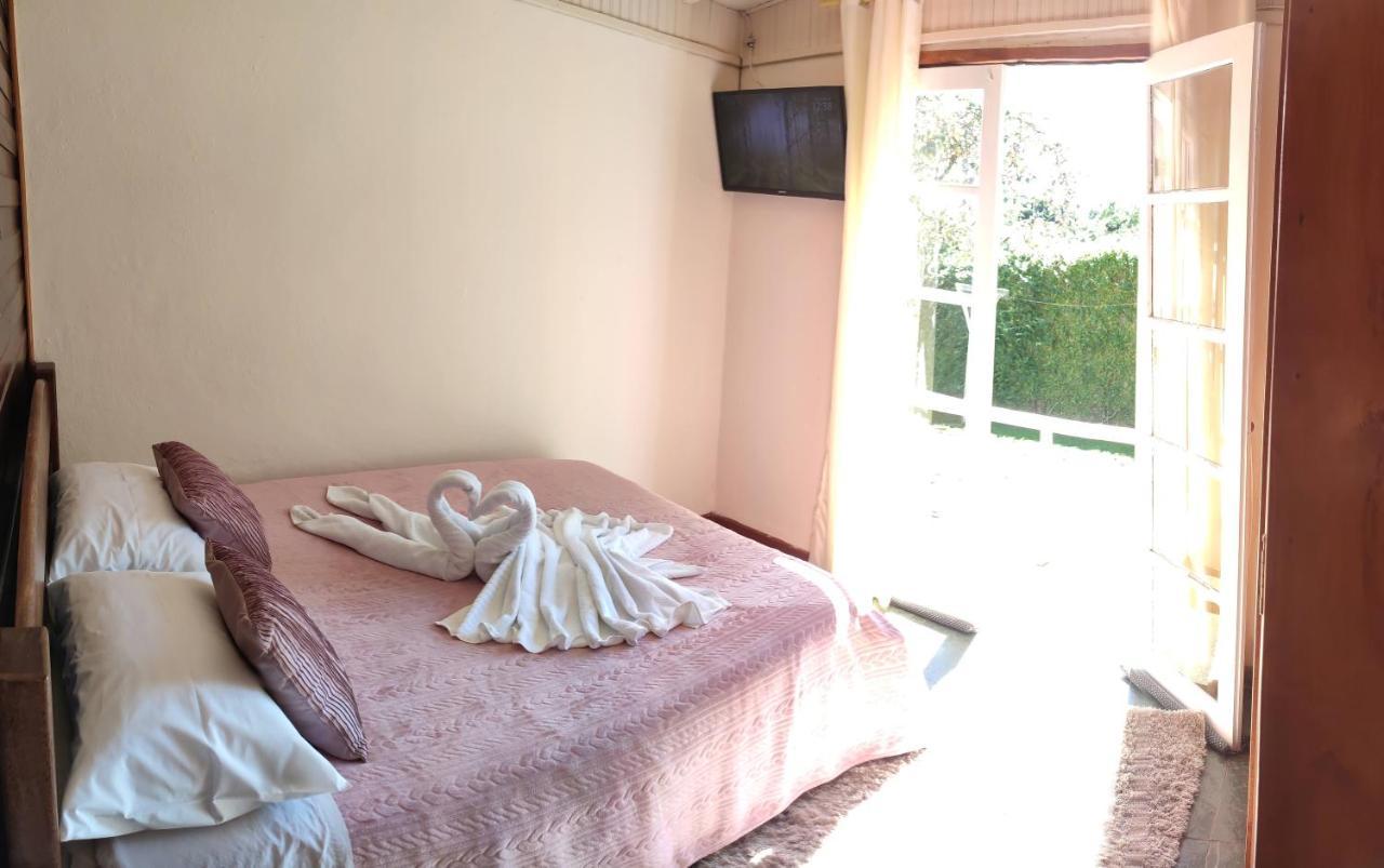 Casa Ex Villa Campos do Jordão Екстериор снимка